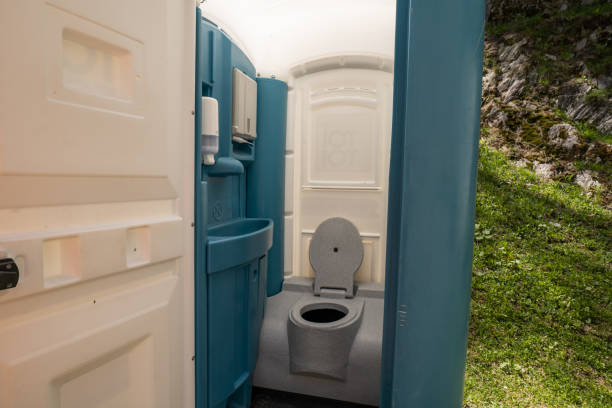 Best Portable restroom trailer rental  in Cornwall, PA