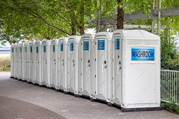 Porta potty delivery and setup in Cornwall, PA